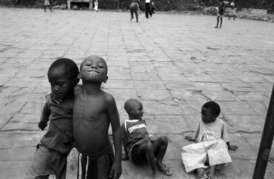 author : Luís Rocha                    