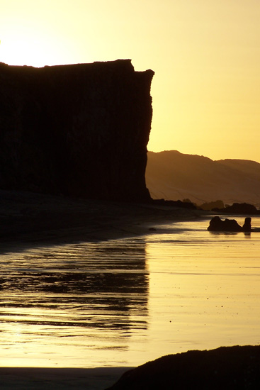 autor: paulo rodrigues
título: Pôr-do-sol dourado