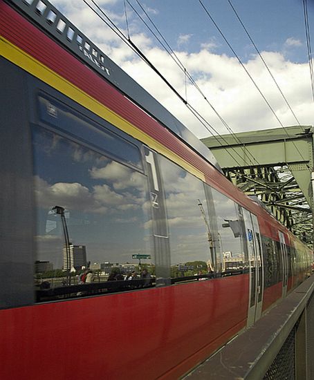 autor: paulo rodrigues
t&iacute;tulo: leaving Koln