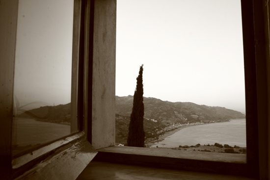 autor: paulo rodrigues
título: janela no fim do verao