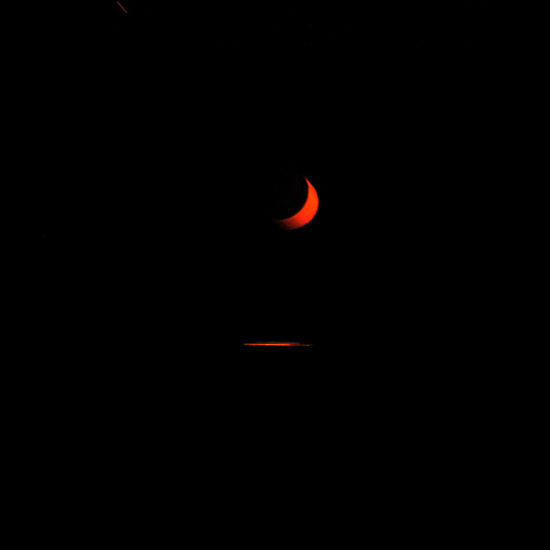 autor: paulo rodrigues
t&iacute;tulo: A quarter of red heart moon