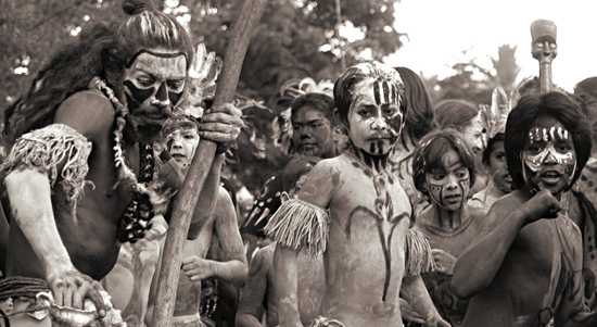 autor: paulo rodrigues
t&iacute;tulo: Farándula