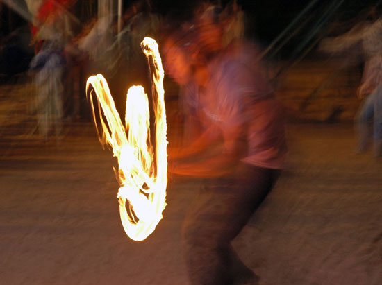 autor: paulo rodrigues
t&iacute;tulo: Linhas de Fogo