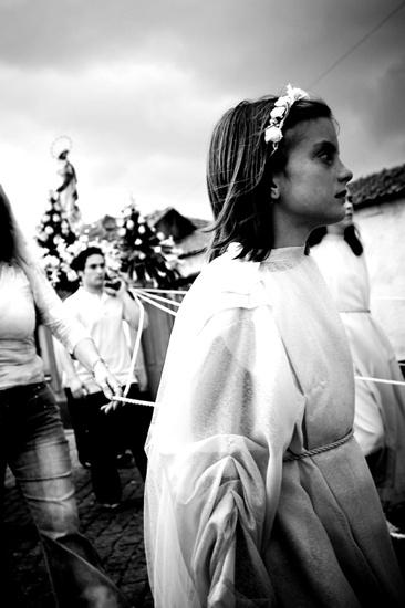 autor: paulo rodrigues
t&iacute;tulo: A procissão