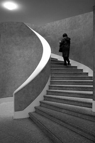 author: paulo rodrigues
title: Escadas em caracol