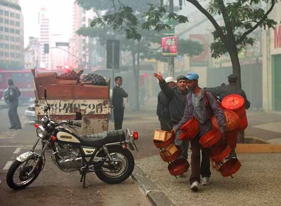 autor: paulo rodrigues
t&iacute;tulo: Incêndio no centro de São Paulo