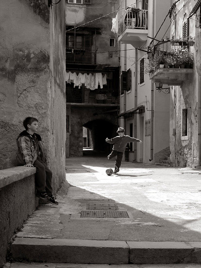 autor: paulo rodrigues
t&iacute;tulo: Time of innocence